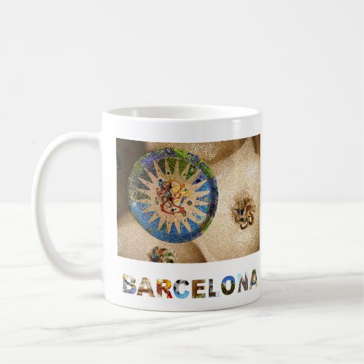 Barcelona Spain Gaudi Park Guell Foto Koffiemok (Links)