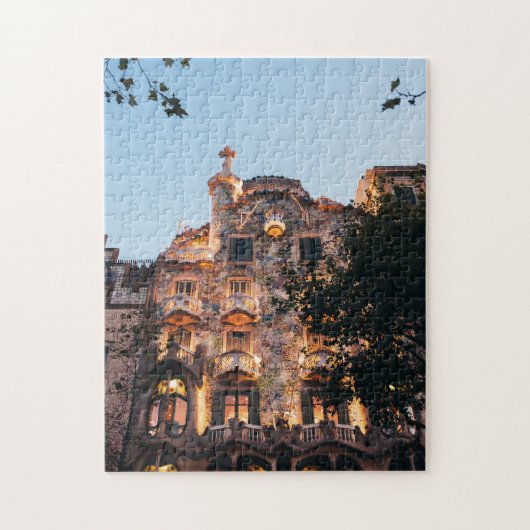 Barcelonas beroemd casa Batlló in Passeig de Gràci Legpuzzel (Verticaal)
