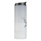 BARE TREE IN THE MIDDLE OF SNOW THERMOSBEKER (Gedraaid links)