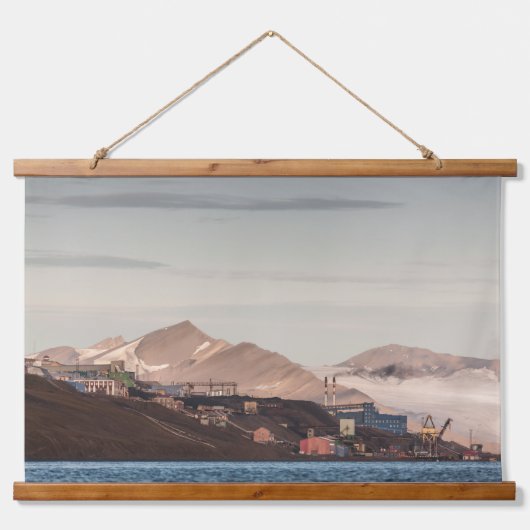 Barentsburg Svalbard Hangend Wandkleed (Voorkant)