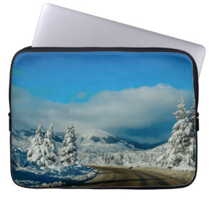 Bariloche , weg naar het skioord laptop sleeve