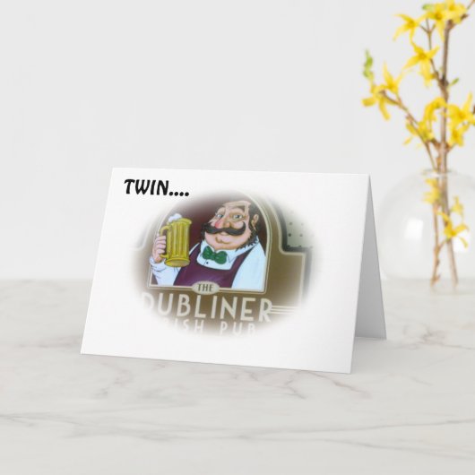 BARKEEP ZEGT OP DE TWEEDE MAANDAG "BOTTOMS UP" KAART (Gele Bloem)