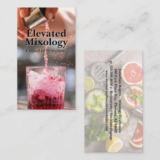 Barman schenkt een cocktail | mixoloog visitekaartje (Voorkant / Achterkant)