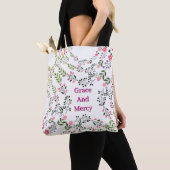 Barmhartigheid En Genade Witte Bloemen Tote Bag (Dichtbij)