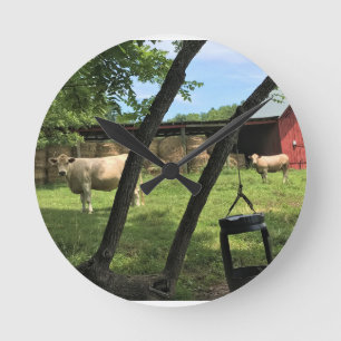 Barn & Cows, Rural North Carolina Canvas Print Ronde Klok
