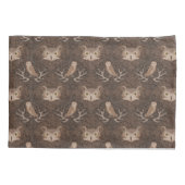 Barn en Hoot Owl over een Bruin Moss Pattern Kussensloop (Achterkant)