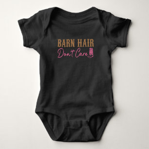 Barn Hair geeft geen paardenmeisje. Romper