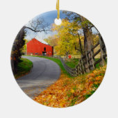 Barn in Herfst Keramisch Ornament (Achterkant)