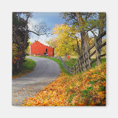 Barn in Herfst Magneet (Voorkant)
