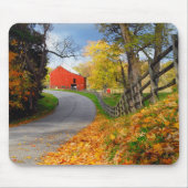 Barn in Herfst Muismat (Voorkant)