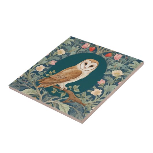 Barn Owl in Oval William Morris stijl Rechts tegen Tegeltje (Zijkant)