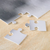 Barn owl landt naar een piek legpuzzel (Zijkant)