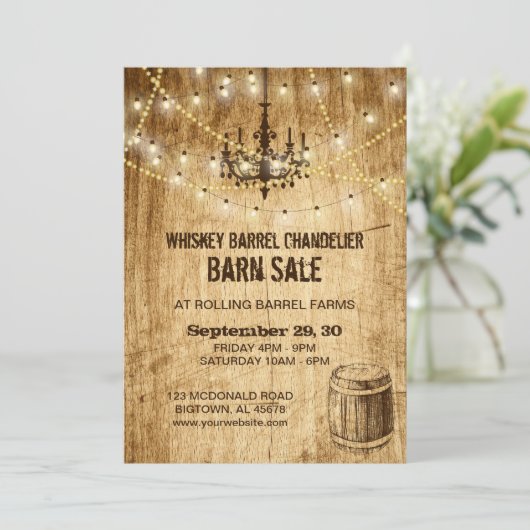 Barn Sale-uitnodiging met kroonluchter en loop Kaart (Staand voorkant)