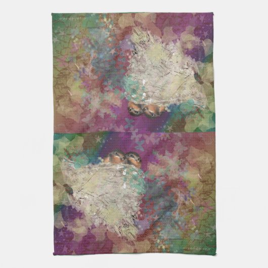 Barn Swallow Fantasy 60's Twee vogels in een nestj Theedoek (Verticaal)