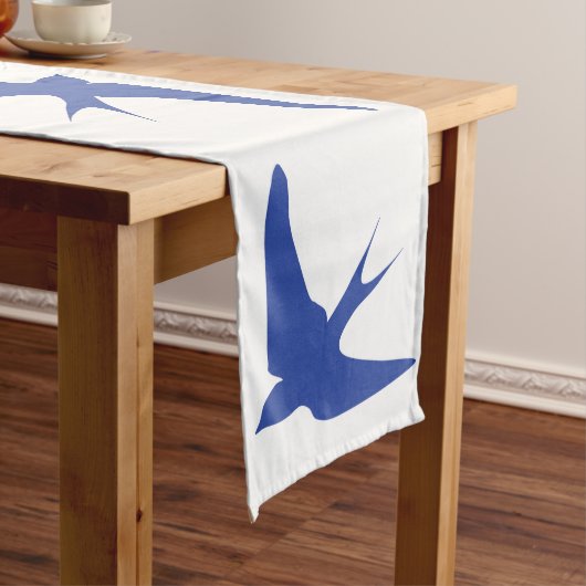 Barn Swallow Korte Tafelloper (Voorbeeld)