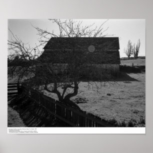 Barn, tegen Sun (flare spot), maart 1962 Poster