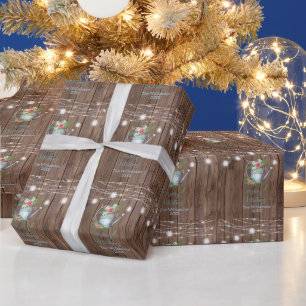 Barn Wood Brush Script Merry KerstFloral Cadeaupapier