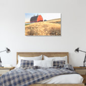 Barn, zomertarwevelden nabij Spraag, oostelijk dee Canvas Afdruk (Insitu (Slaapkamer))
