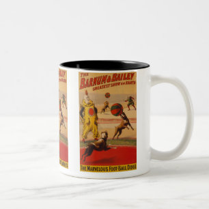 Barnum & Bailey - Marvelous Football Dogs Tweekleurige Koffiemok