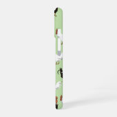 Barnyard Chickens Pattern over Green iPhone 16 Hoesje (Linkerkant)