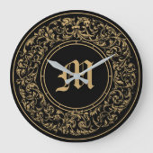 Barok Rococo Bloemenkrans Monogram Print Grote Klok (Voorkant)