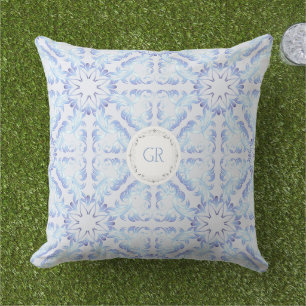 Barokke stijl patroon.Kerst motief. Monogram. Buitenkussen