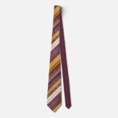  Barokke Strepen Bourgogne Goud ID1095 Stropdas (Voorkant)