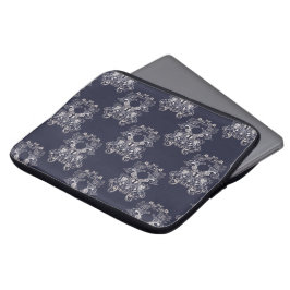 barokstijl floral navy patroon . laptop sleeve