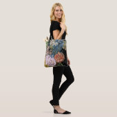 Baroque Floral - Bouquet Tote Bag (Op model)