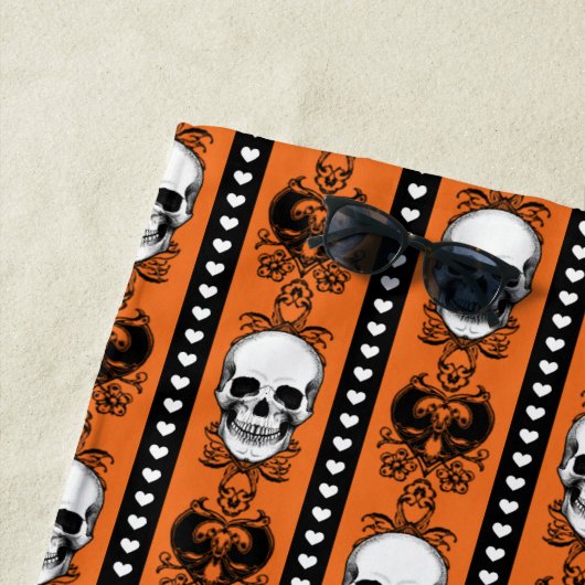 Baroque Skull Stripe Pattern Oranje Black Strandlaken (In situ)
