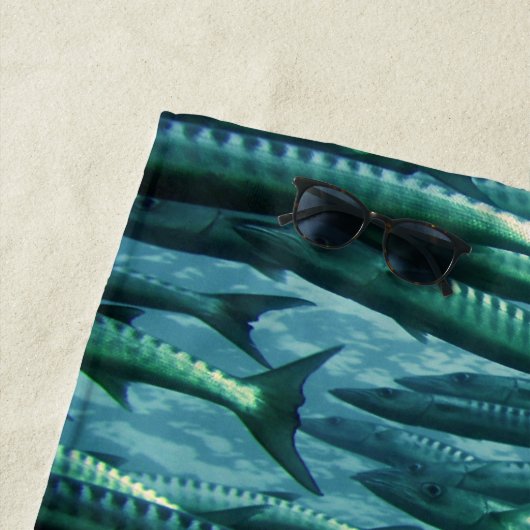 Barracuda Fish Camo Strandlaken (In situ)