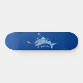 Barracuda vissen hongerig vissen cartoon illustrat persoonlijk skateboard (Horizontaal)