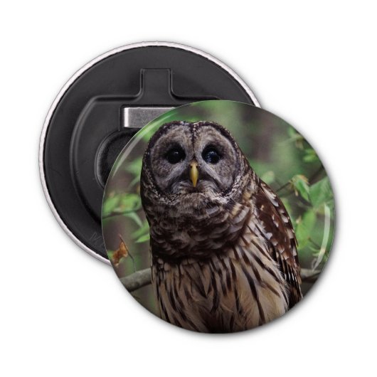 Barred Owl Button Flesopener (Voorkant)