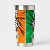 Barrett Irish Shield en vlag gepersonaliseerd Geïsoleerde Drinkbeker (Rechts)