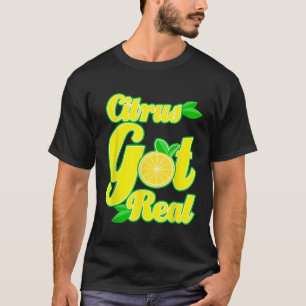 Bartender Funny kreeg een echte, aantrekkelijke pr T-shirt