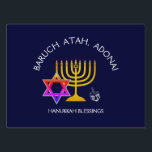 BARUCH ATAH ADONAI | Hanukkah Blessings Tuinbord<br><div class="desc">Stijlvolle, moderne HANUKKAH BLESSINGS Yard Sign om uw curb-beroep te verbeteren. Het ontwerp shows een gouden kleurige MENORAH met een multicolored STAR VAN DAVID en zilver grijs DREIDEL. Bovenaan staat een gekromde tekst met BARUCH ATAH, ADONAI (verbijsterd: U, O God) en onder de tekst staat HANUKKAH BLESSINGS VAN ONZE THUIS...</div>