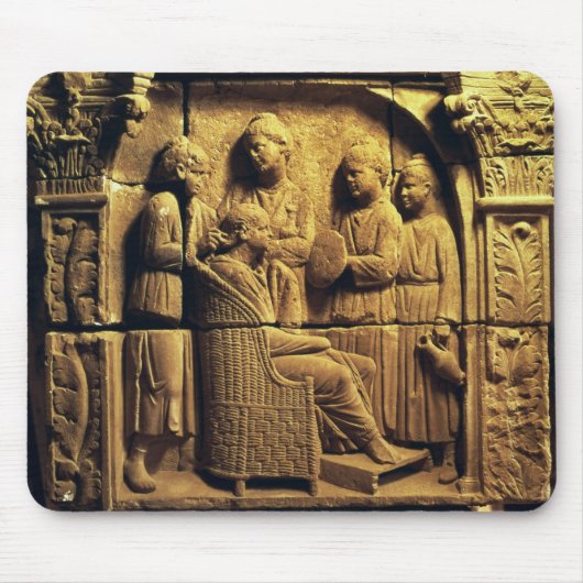 Bas relief kapper, Roman Muismat (Voorkant)
