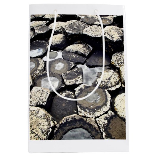 Basalt Formations Giant’s Causeway Medium Cadeauzakje (Voorkant)