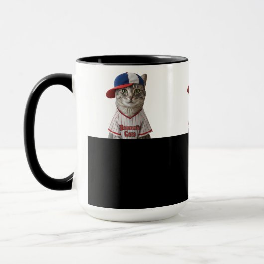 Baseball Cat, Katze mit Basecap und Baseball Shirt Mok (Links)
