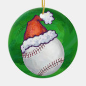Baseball in Santa Hat op groen Keramisch Ornament (Voorkant)
