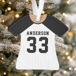 Baseball Jersey Sports Team Uniform Black Ornament<br><div class="desc">Baseball Jersey Sport Team Uniform Ornament. Dit honkbaltrut ornament is perfect voor iedereen die schoolsport speelt of van sport houdt. Pas dit aangepaste ontwerp aan met uw eigen teamnaam en jersey nummer.</div>