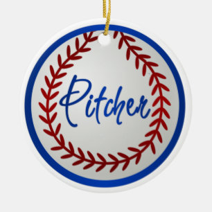 Baseball met rode titels en pitcher keramisch ornament