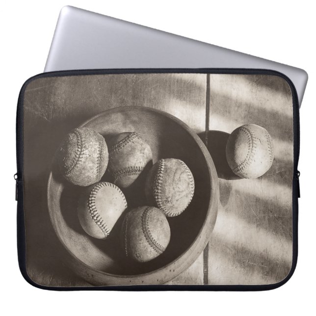 Baseball Nostalgia - Baseballen Laptop Sleeve (Voorkant)