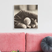 Baseball Nostalgia - Mitt en Baseball Canvas Afdruk (Insitu (Woonkamer))