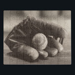 Baseball Nostalgia - Mitt en Baseball Puzzel<br><div class="desc">"Baseball Nostalgia I" door Judy B. Messer. Met een sepia-achtige foto van een honkbalmijt en honkbal.</div>