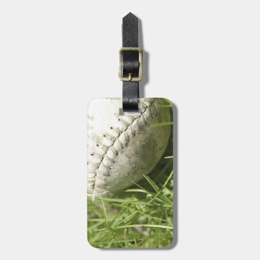 Baseball op de gras bagagelabel (Voorkant verticaal)