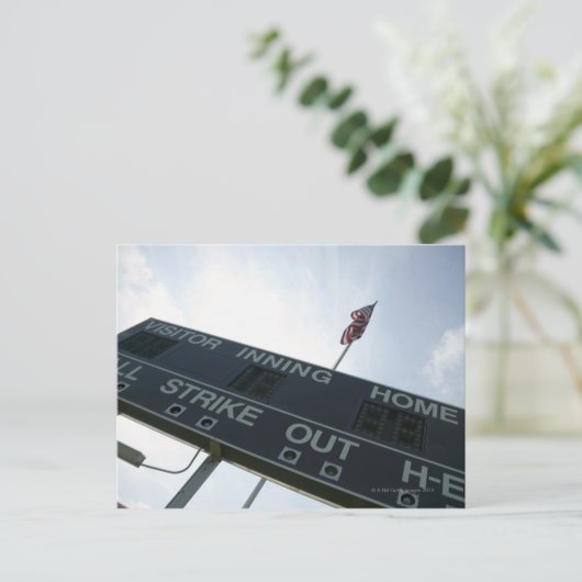 Baseball-scorebord met Amerikaanse vlag Briefkaart (Staand voorkant)