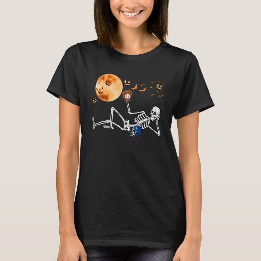 Baseball Skelet Halloween Speler Catcher Werper T-shirt (Voorkant)