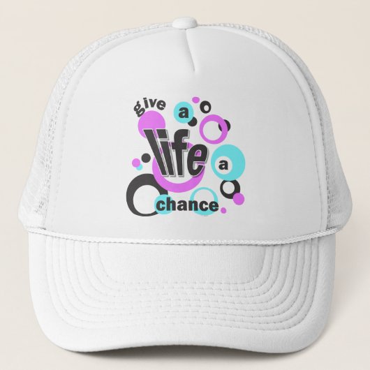 Baseball-style hat with a pro-life message. trucker pet (Voorkant)