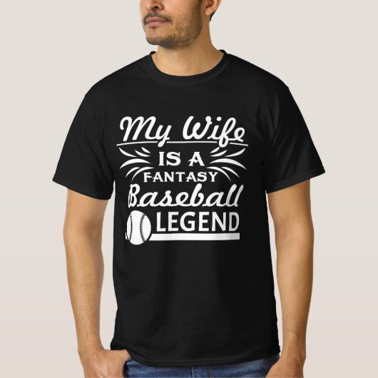 Baseball T Shirt - Mijn vrouw is een Fantasy Baseb (Voorkant)